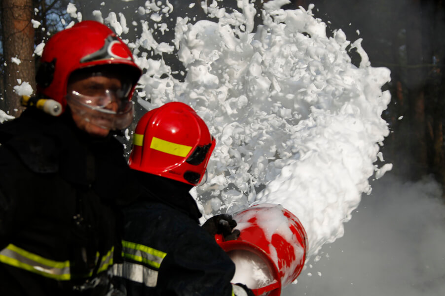 Using a Foam Fire Extinguisher