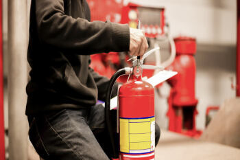 Using a Wet Chemical Fire Extinguisher